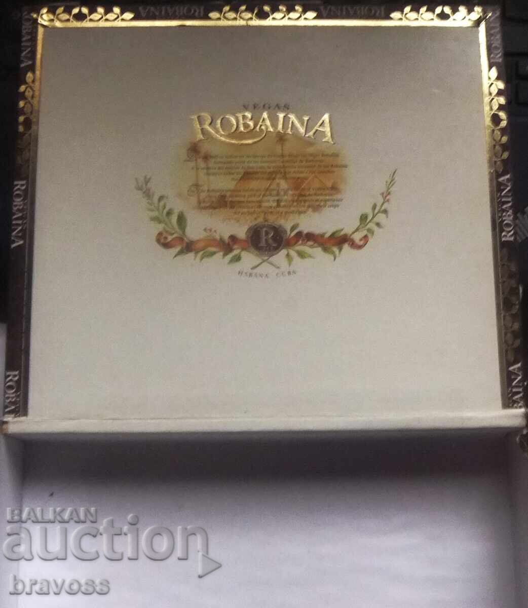 Κουτί πούρων/τσιγάρων με τιμή 6.00 BGN | € 3.07 Κουτί πούρων/τσιγάρων με τιμή 6.00 BGN | € 3.07