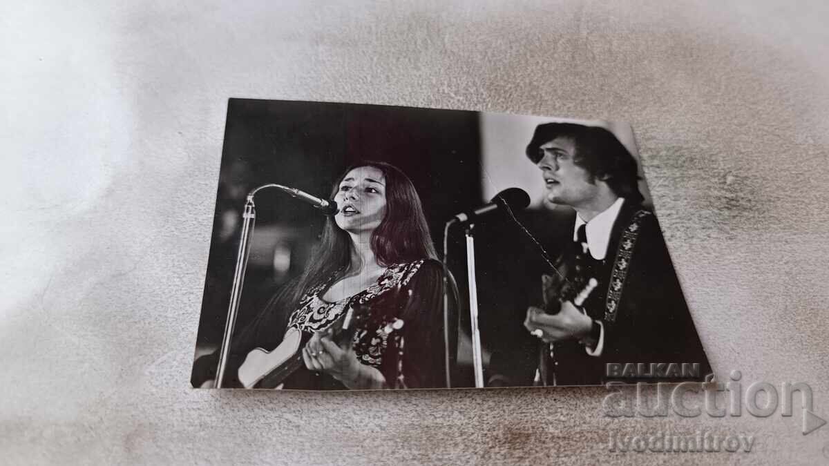 Carte poștală Emilia Lazarova și Mihail Belcev 1972