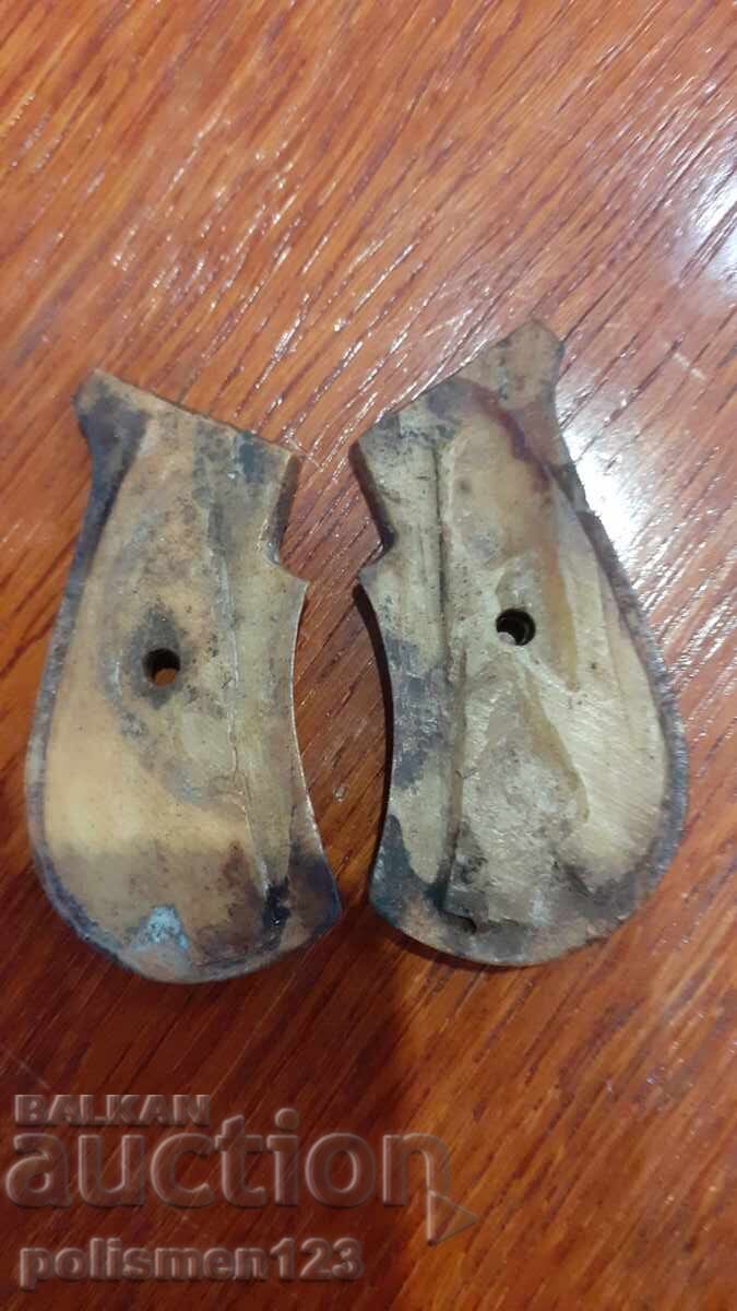 За БУЛДОГ с цена 60.00 лв. | € 30.68 За БУЛДОГ с цена 60.00 лв. | € 30.68