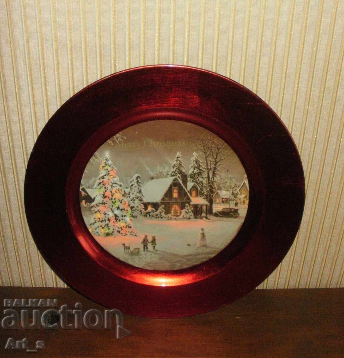 Livrarea Platou metalic de Crăciun cu imagine și diametru de 33cm Livrarea Platou metalic de Crăciun cu imagine și diametru de 33cm