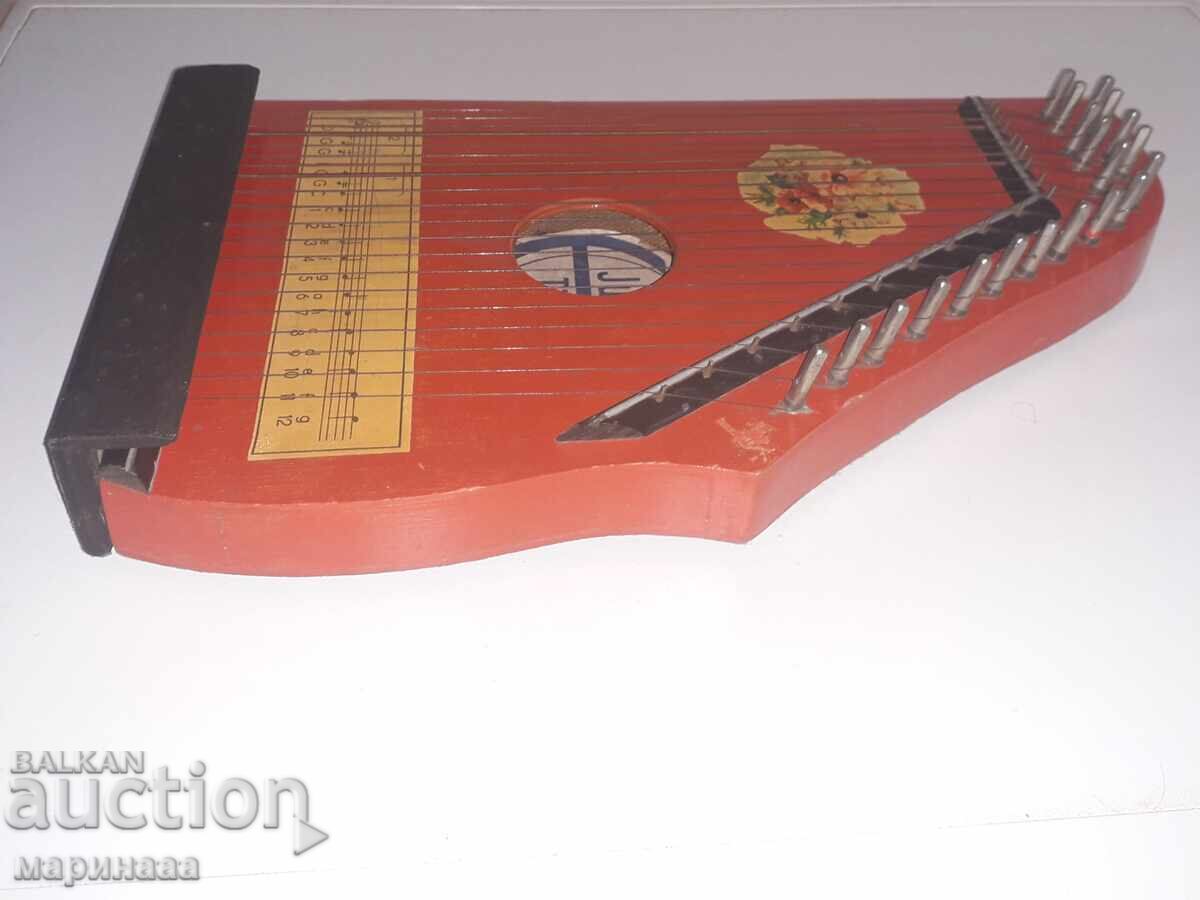 Аукцион ЦИТРА. МУЗИКАЛЕН ИНСТРУМЕНТ. З. ГЕРМАНИЯ Аукцион ЦИТРА. МУЗИКАЛЕН ИНСТРУМЕНТ. З. ГЕРМАНИЯ