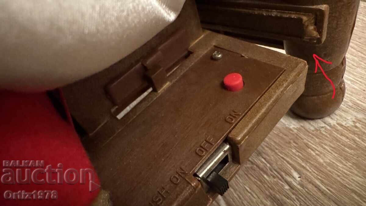 Moș Crăciun Interactiv cu Sforăit – 1994 - 5 Moș Crăciun Interactiv cu Sforăit – 1994 - 5