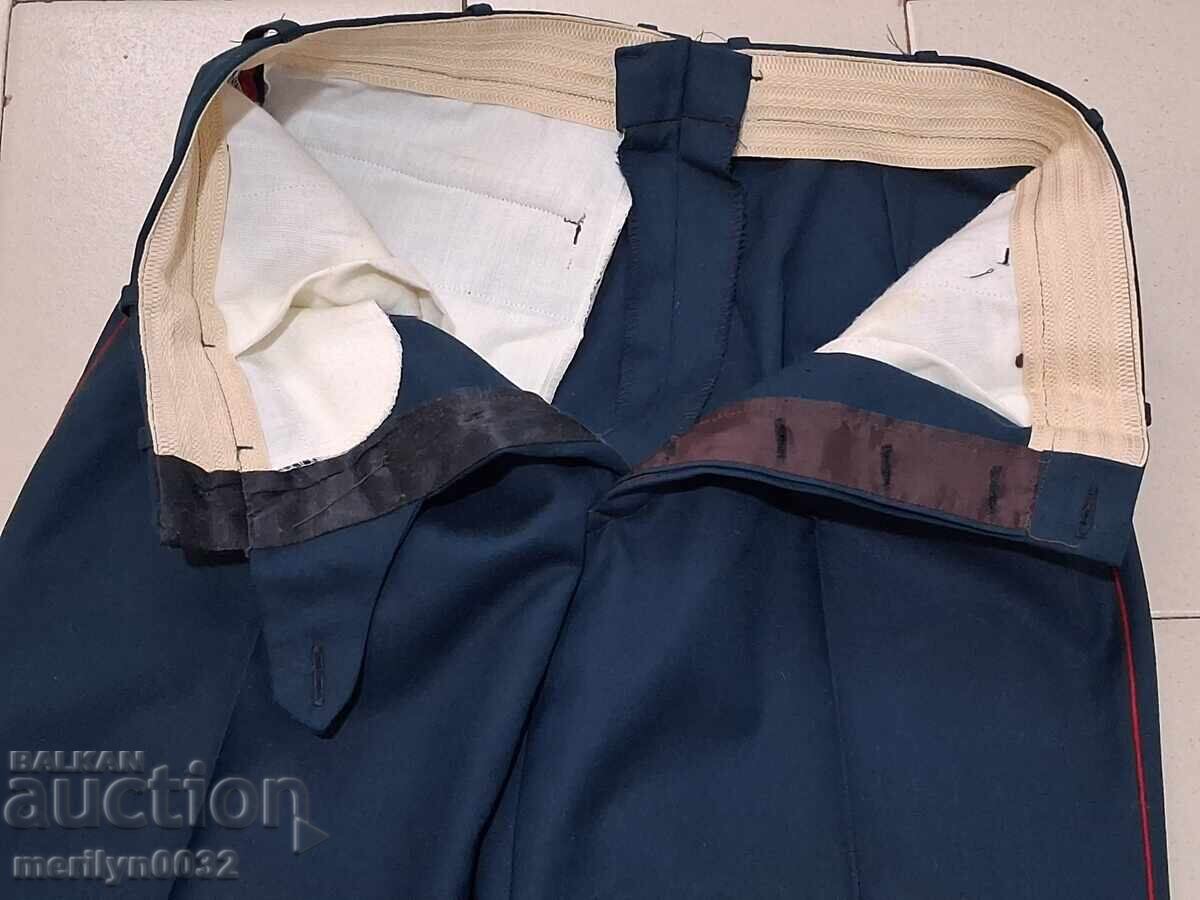 Доставка на Панталон от парадна униформа 80-те год БНА Доставка на Панталон от парадна униформа 80-те год БНА
