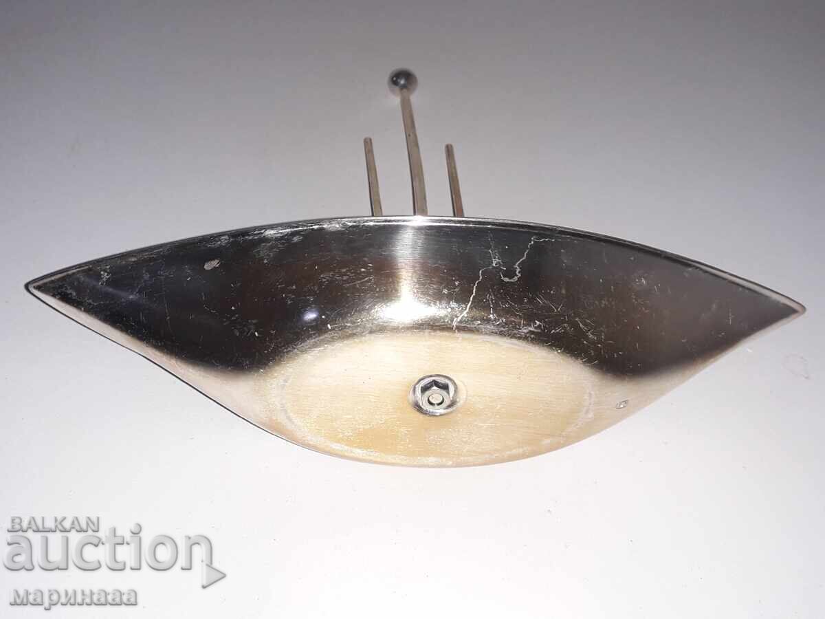 СТАРА ПОСТАВКА ''ЛОДКА'' ЗА САЛФЕТКИ - 6 СТАРА ПОСТАВКА ''ЛОДКА'' ЗА САЛФЕТКИ - 6