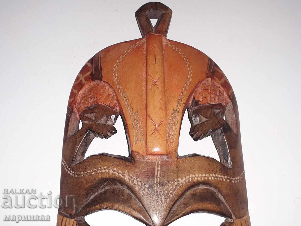 Auction  OLD MASK. WOOD