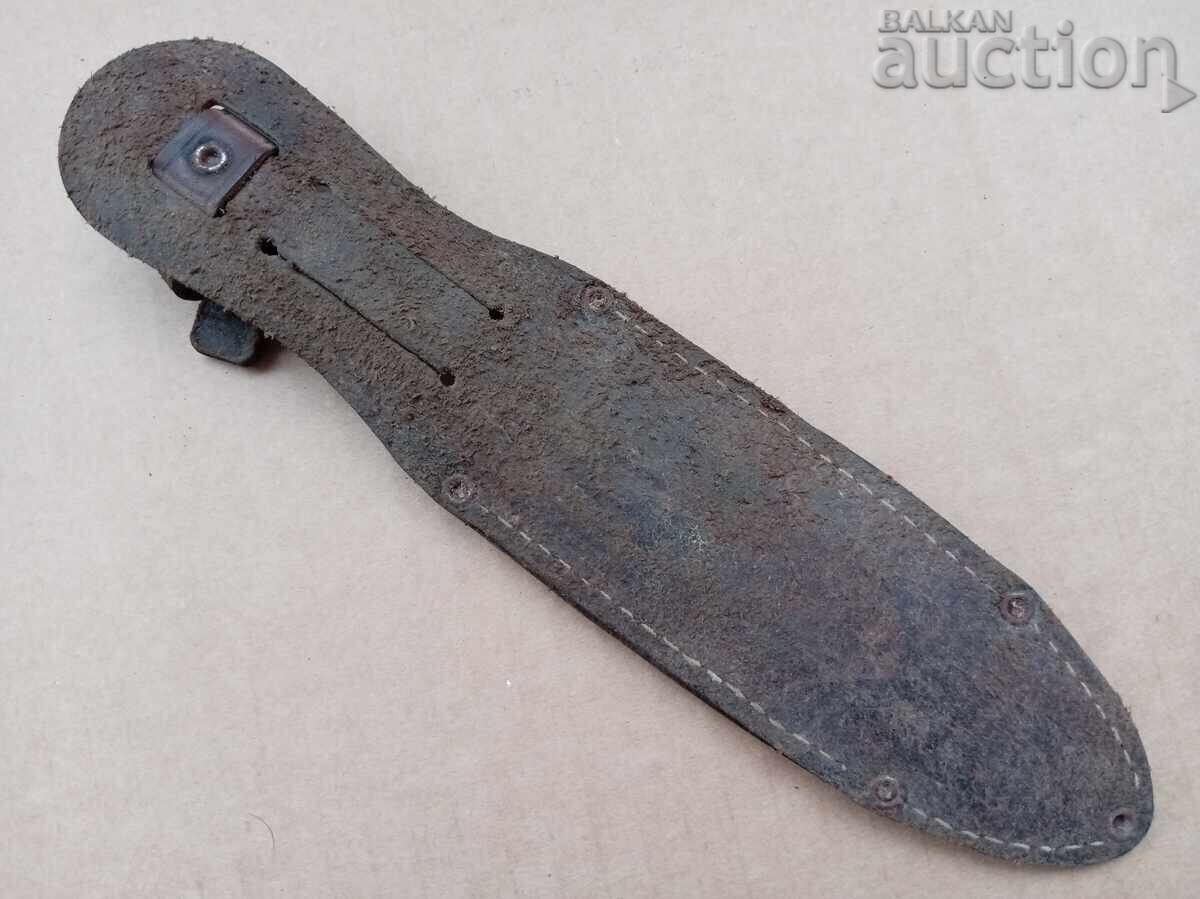 Доставка на старинна кожена кания за ловен нож