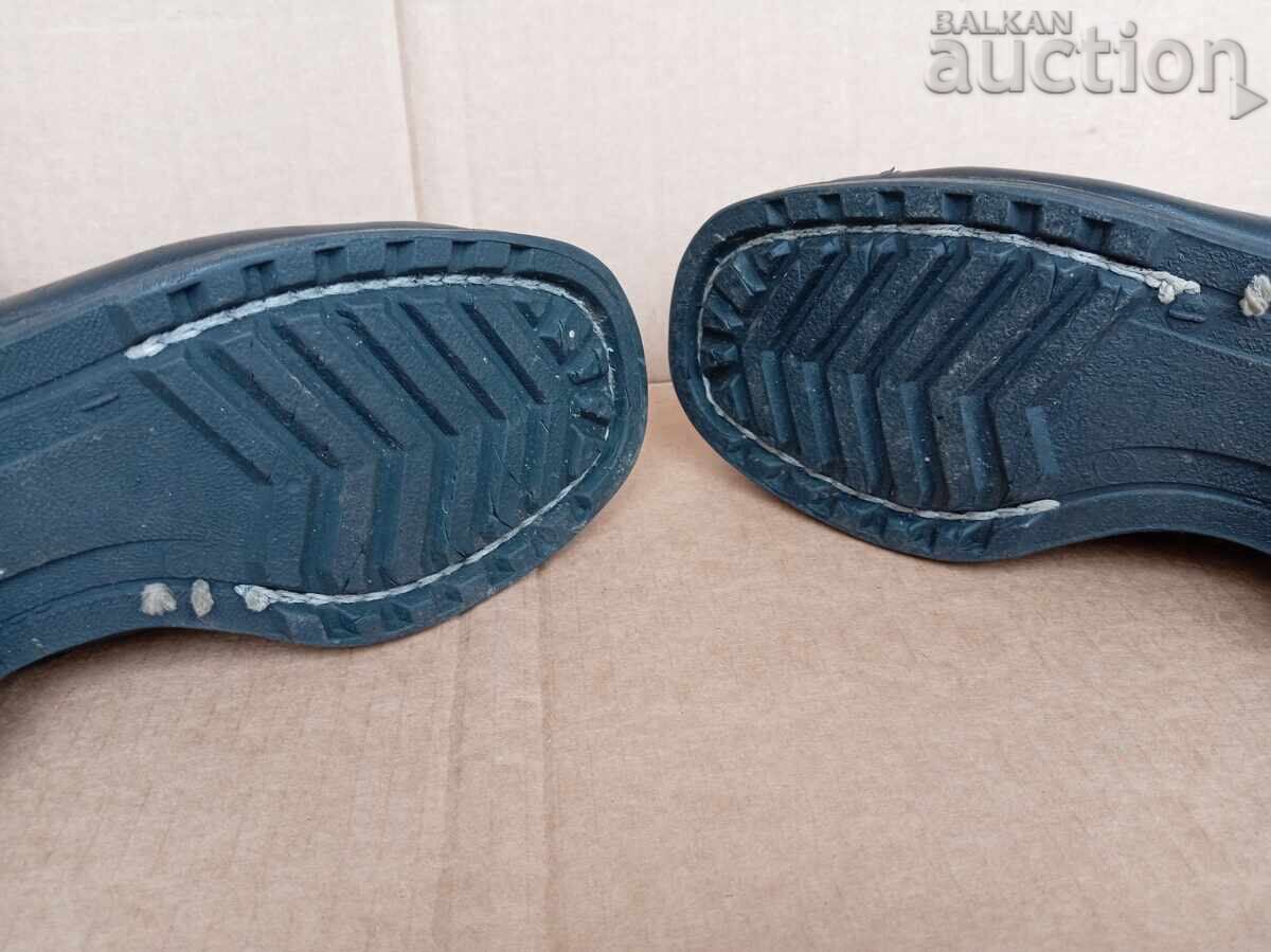 Ghete militare vechi, bocanci, piele naturală - 5 Ghete militare vechi, bocanci, piele naturală - 5