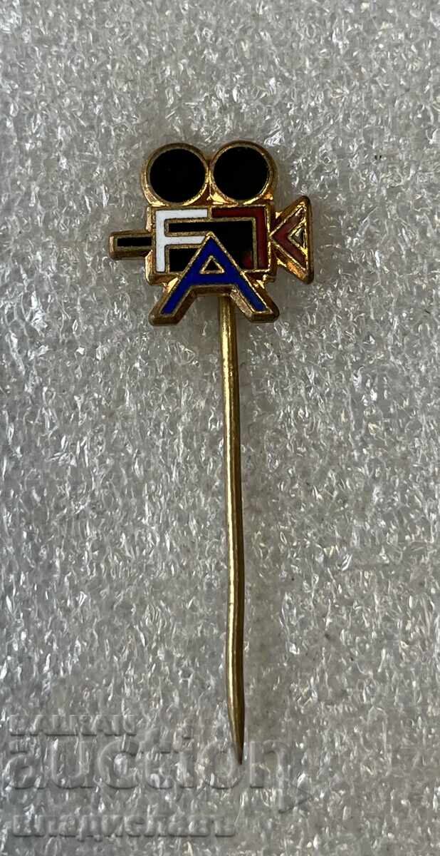 Κινηματογραφία Τσεχοσλοβακίας με σήμανση στην πλάτη