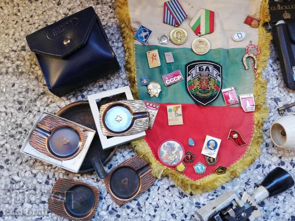 Πολλά παλιά αντικείμενα από τη σοφίτα, κάτι για όλους - 5 Πολλά παλιά αντικείμενα από τη σοφίτα, κάτι για όλους - 5