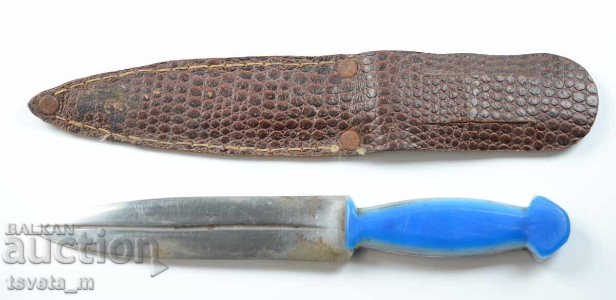 Старинен нож кама с кания