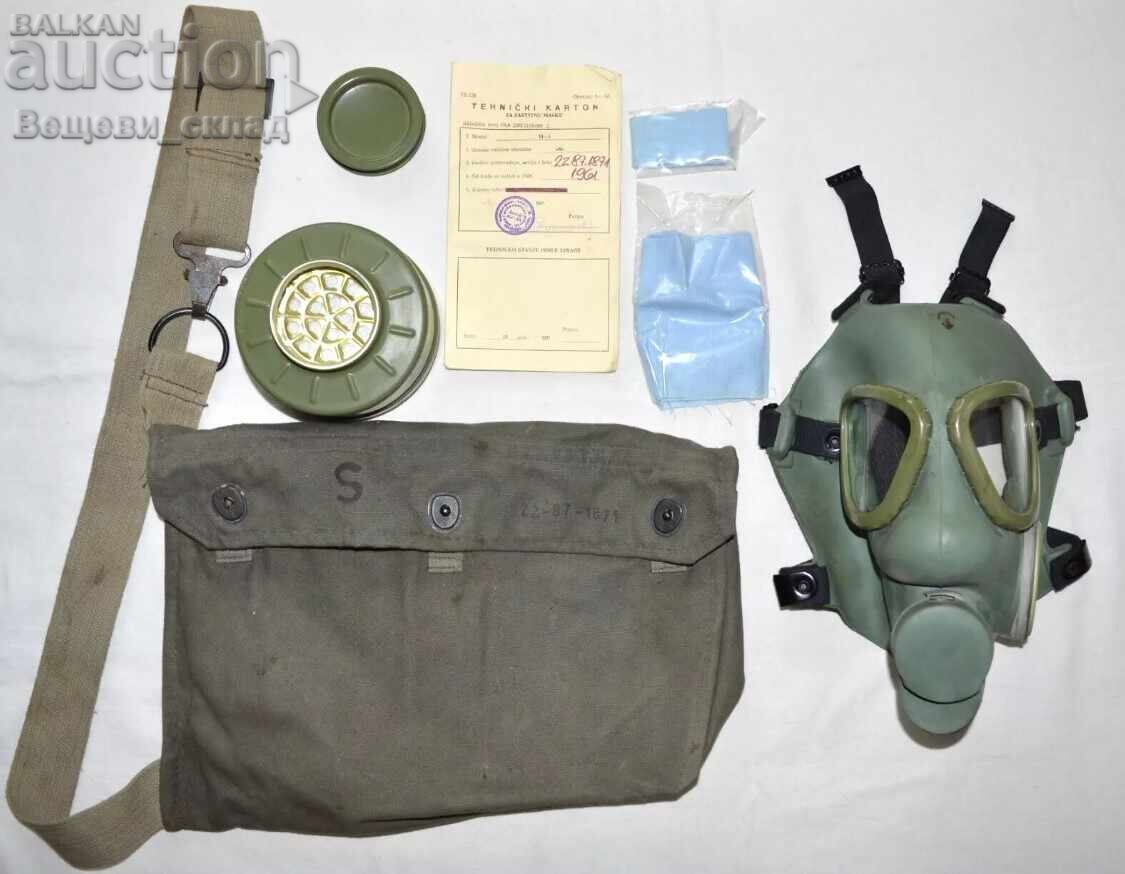 Στρατιωτική μάσκα αερίου από τον Γιουγκοσλαβικό στρατό, πλήρες σετ