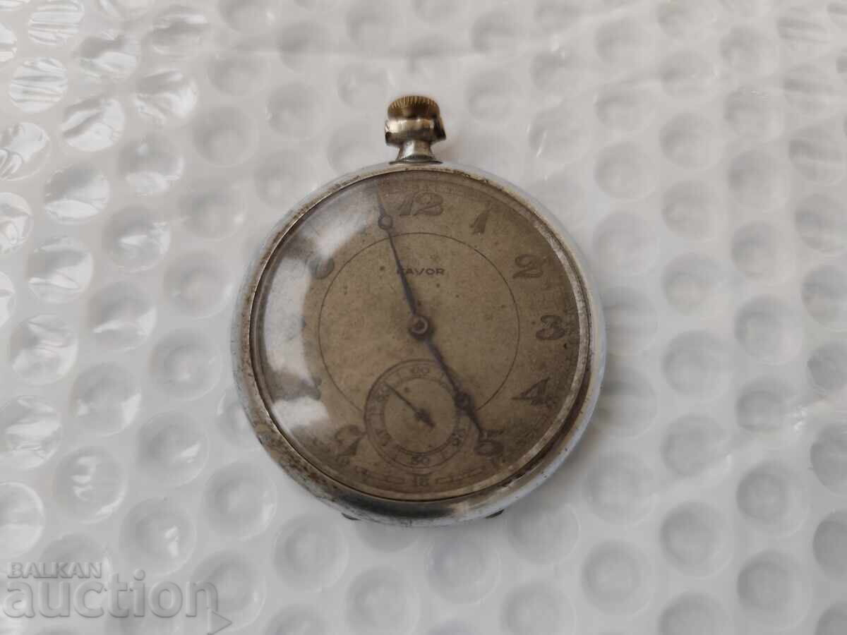 0.01st. Ceas de buzunar vechi - B.Z.C cu preț 0.01 BGN | € 0.01