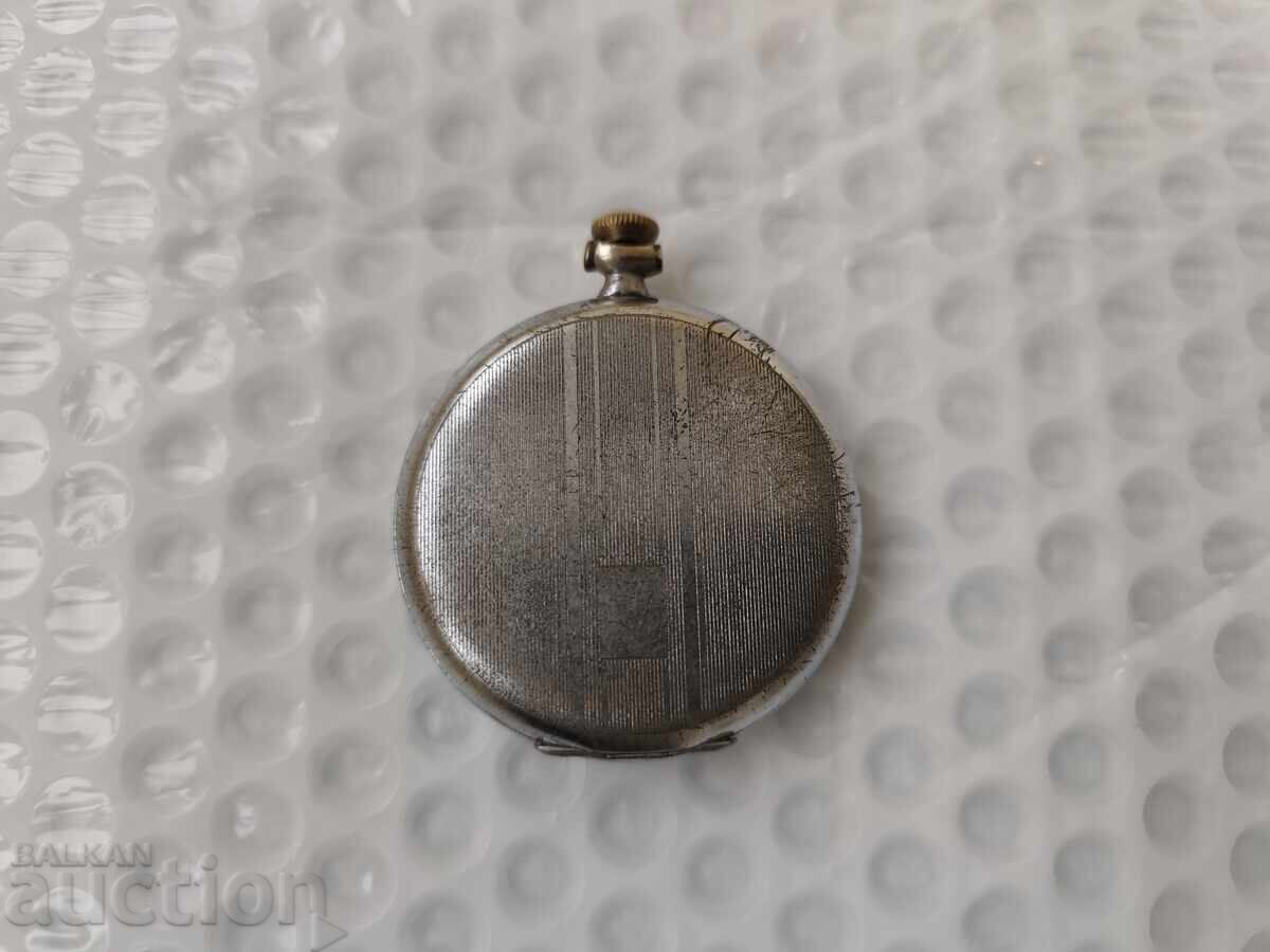 Licitație 0.01st. Ceas de buzunar vechi - B.Z.C