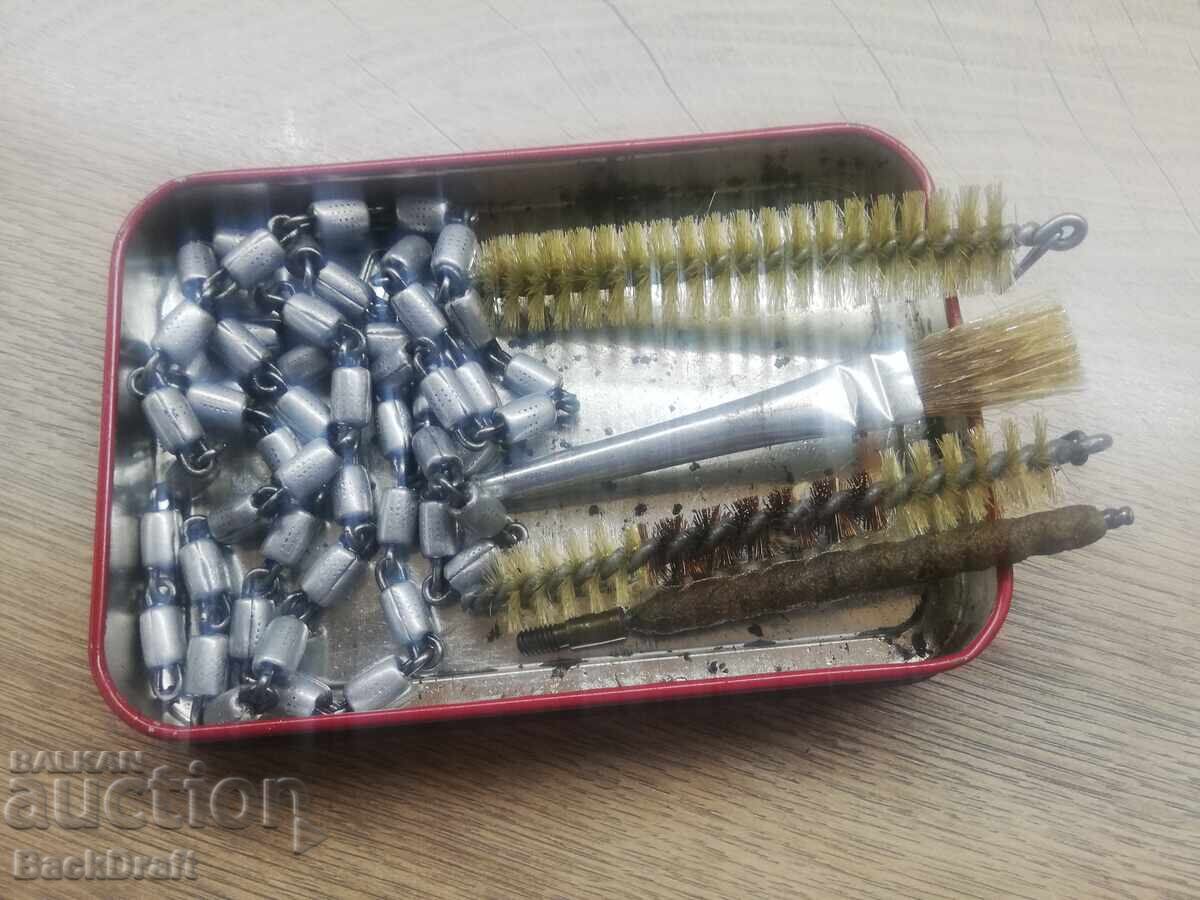 Доставка на Стар Комплект за почистване на оръжие,четки Доставка на Стар Комплект за почистване на оръжие,четки