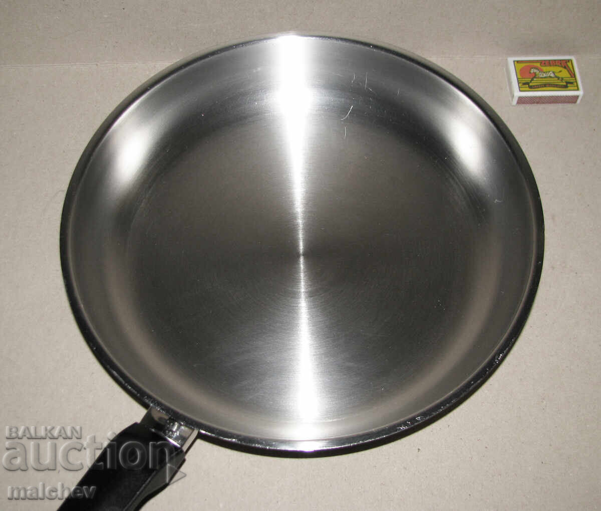 Μεγάλο τηγάνι Korkmaz 28 εκ. κάψουλα πυθμένας λαβή βακελίτη - 5 Μεγάλο τηγάνι Korkmaz 28 εκ. κάψουλα πυθμένας λαβή βακελίτη - 5