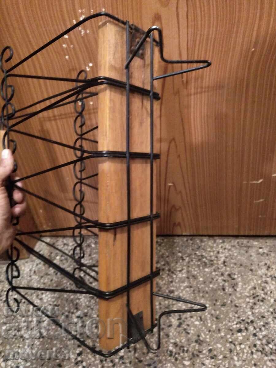 Аукцион Кошничка/поставка за вестници. Аукцион Кошничка/поставка за вестници.