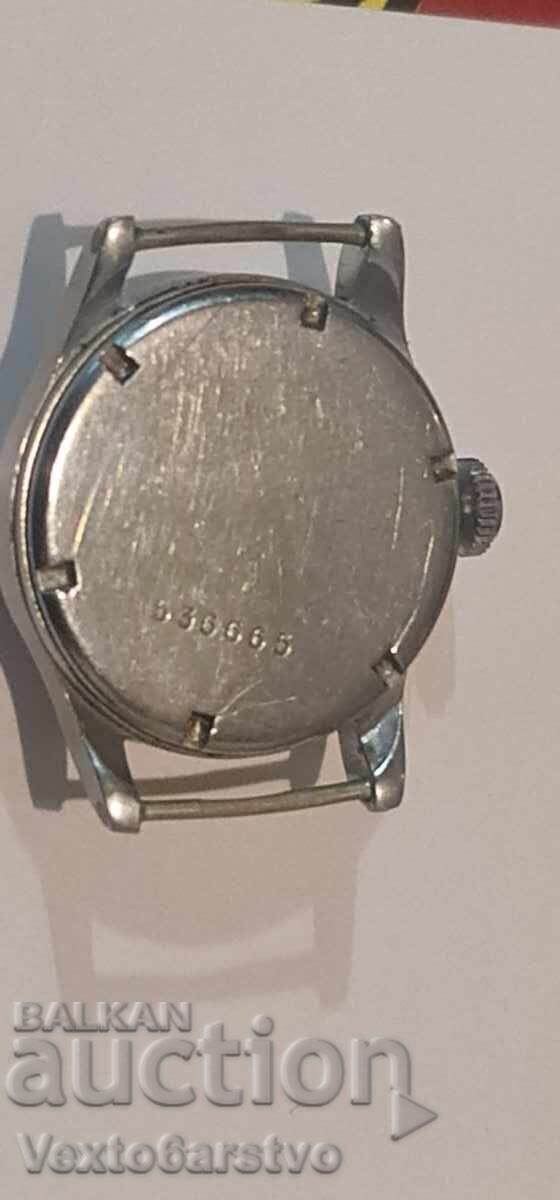 Часовник -,,ЗЕНТРА"-ВОЕНЕН-ПЕРФЕКТЕН!!! с цена 0.01 лв. | € 0.01