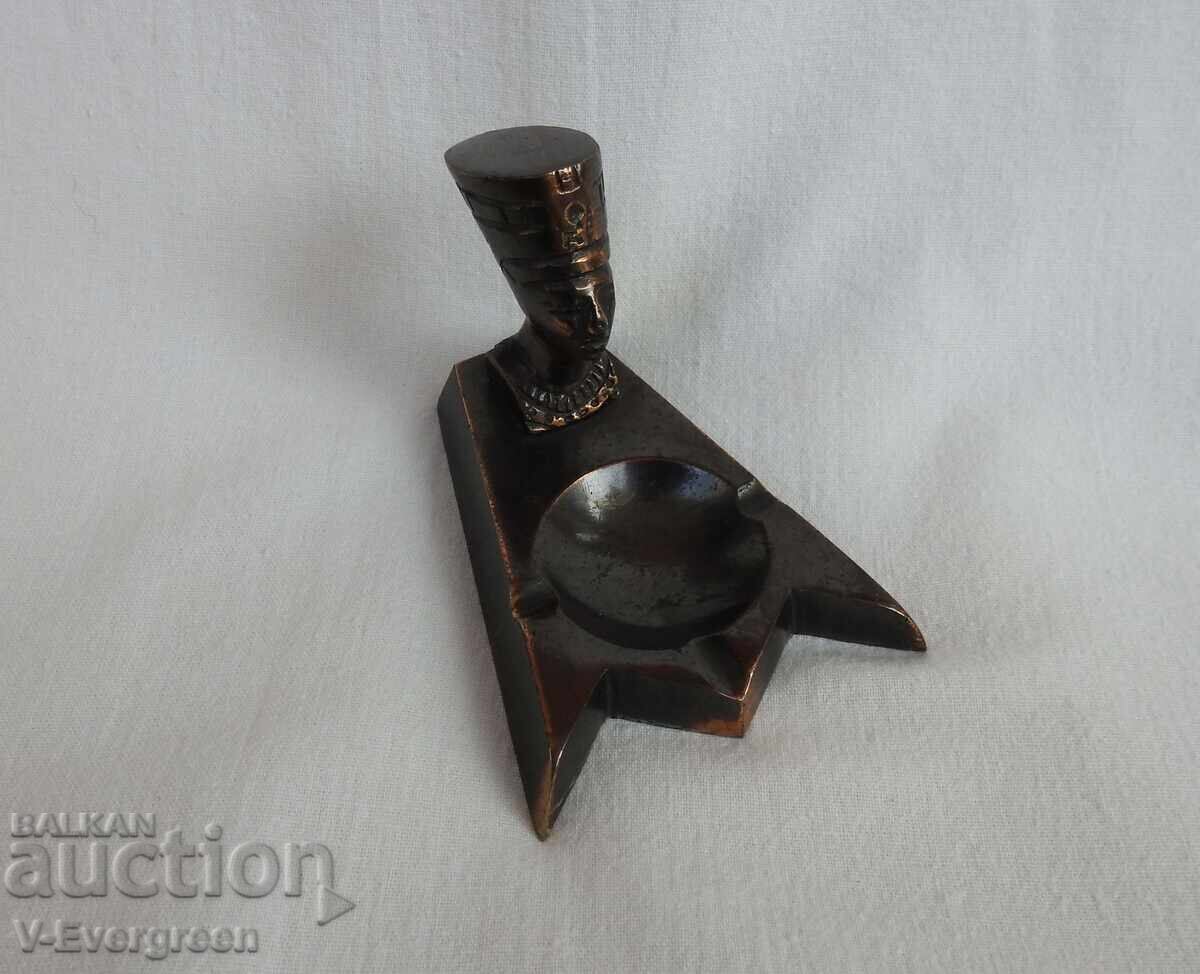 Old ashtray souvenir Egypt Nefertiti copper bronze with price € 7.50 | 14.67 BGN