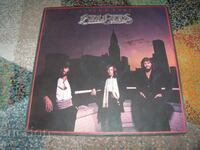 Bee Gees album Living Eyes BTA 11278 Balkanton 1984