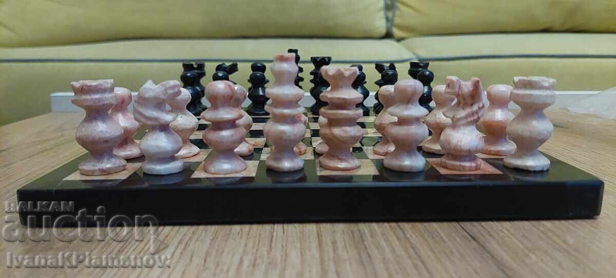 Șah din onix sculptat manual pentru cunoscători - 5 Șah din onix sculptat manual pentru cunoscători - 5