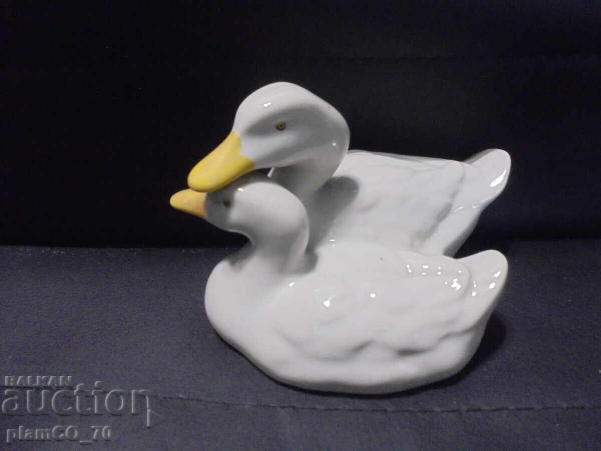 №8402 Old collectible porcelain figure - Two ducks - 5
