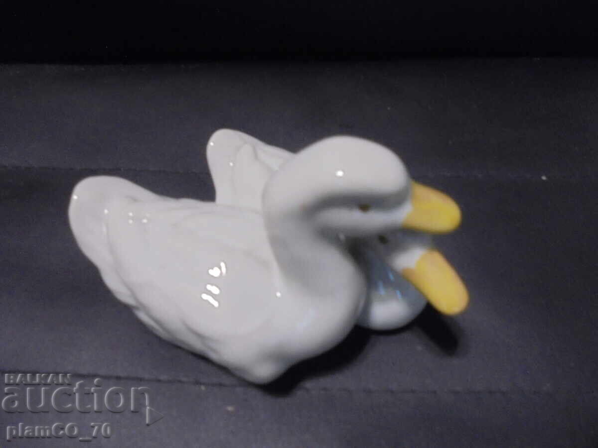 №8402 Old collectible porcelain figure - Two ducks - 7
