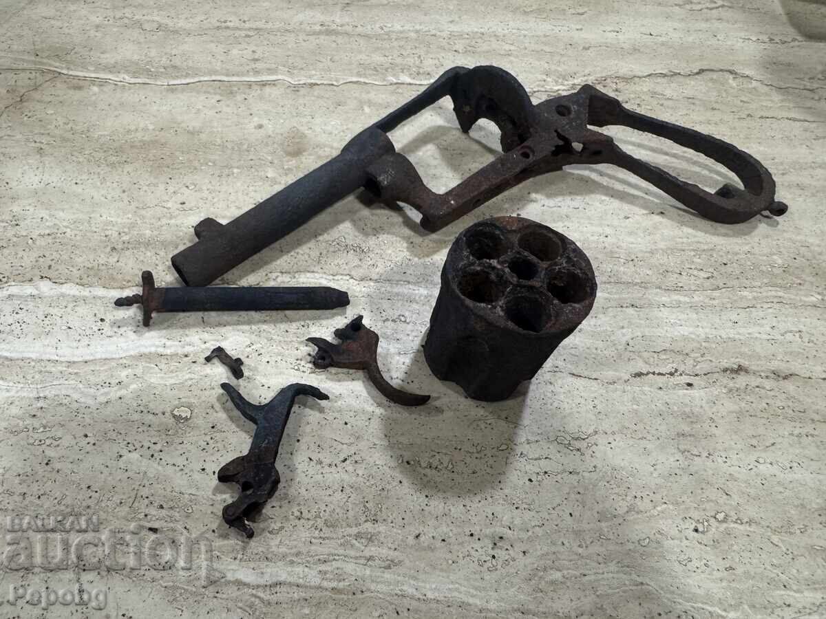 Delivery of Old Gasser Revolver