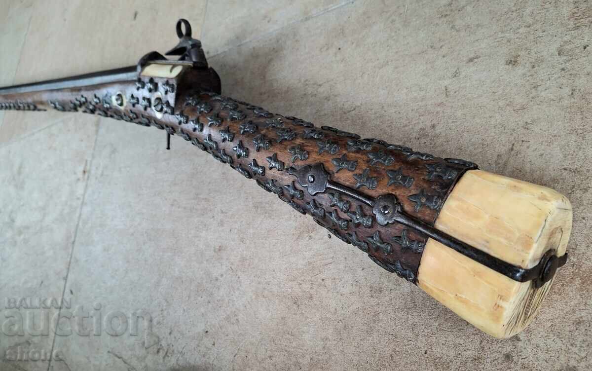 Pușcă, cremene, șurub, boilie, garoafă - 5