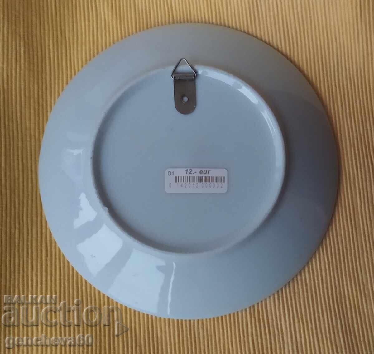 Порцеланова чиния за стена Естония - 5