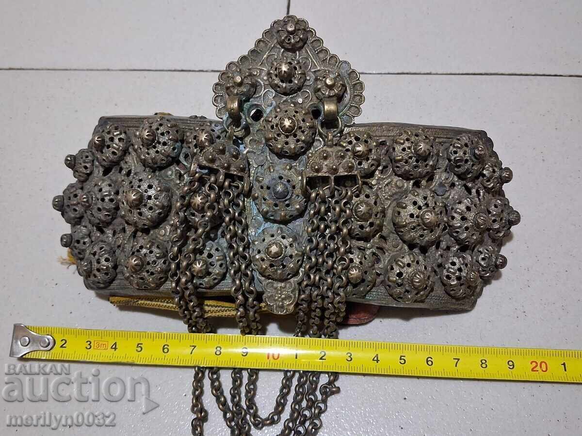 Аукцион Възрожденски пафти ТЕТЕВЕН сребро 18-ти век пафта колан нкит Аукцион Възрожденски пафти ТЕТЕВЕН сребро 18-ти век пафта колан нкит