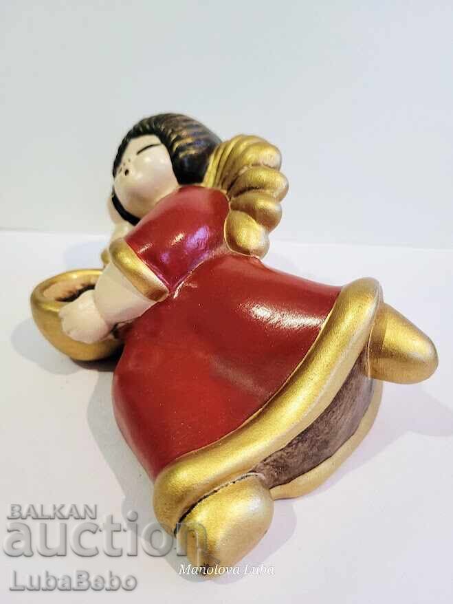 Ангел Соня с поставка за свещ. с цена 50.00 лв. | € 25.56 Ангел Соня с поставка за свещ. с цена 50.00 лв. | € 25.56