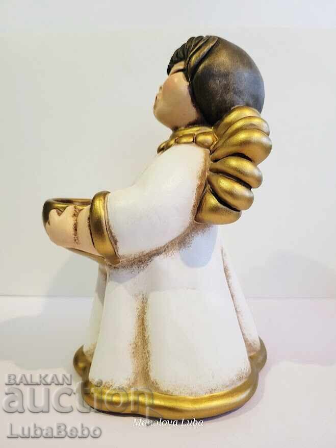 Доставка на Ангел Рози с поставка за свещ. Доставка на Ангел Рози с поставка за свещ.