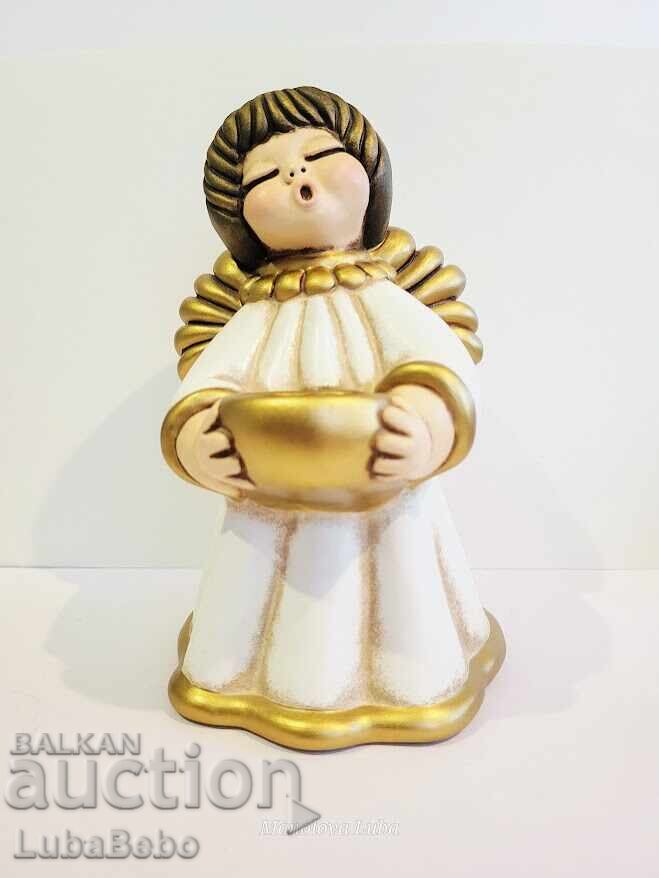 Ангел Рози с поставка за свещ. Ангел Рози с поставка за свещ.