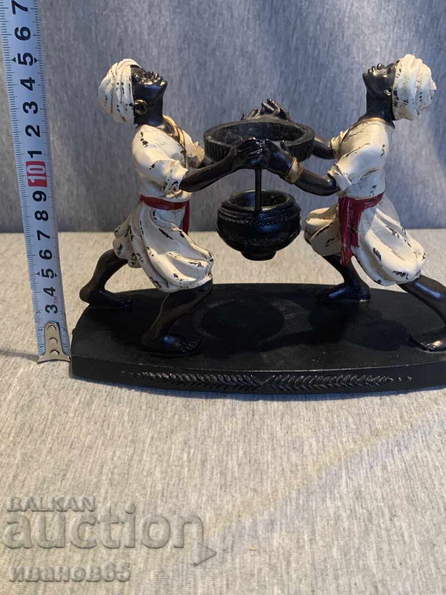 Auction Figurine Statue Auction Figurine Statue