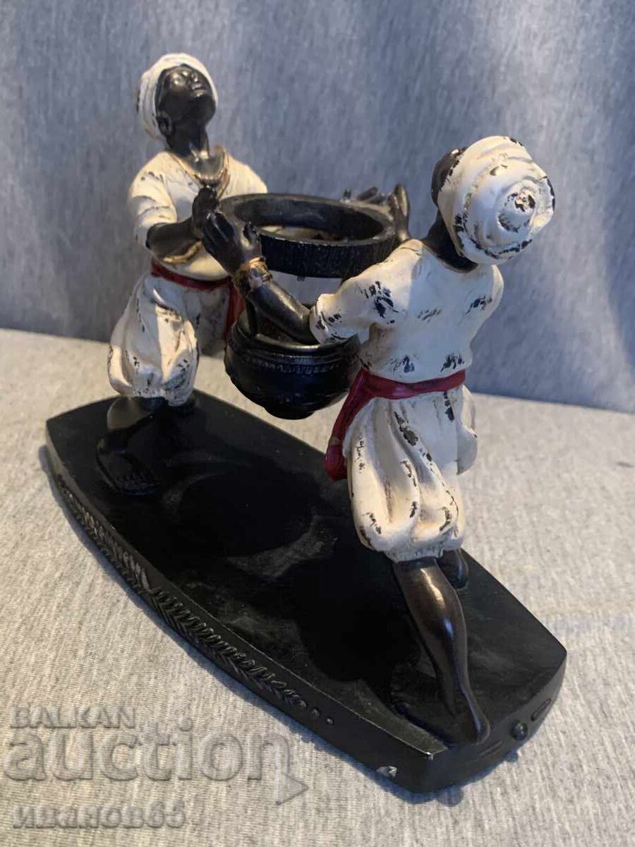 Figurine Statue - 6 Figurine Statue - 6