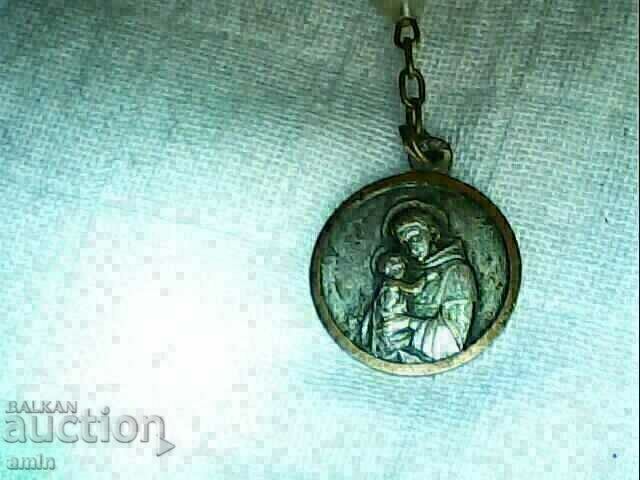 Όμορφο, παλιό, θρησκευτικό κολιέ με ασημένια χάντρα με τιμή 10.00 BGN | € 5.11 Όμορφο, παλιό, θρησκευτικό κολιέ με ασημένια χάντρα με τιμή 10.00 BGN | € 5.11