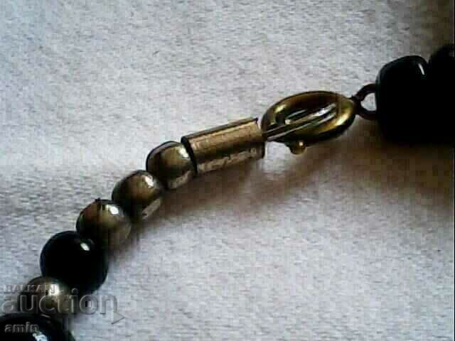 Delivery of beautiful onyx silver elementi costume necklace