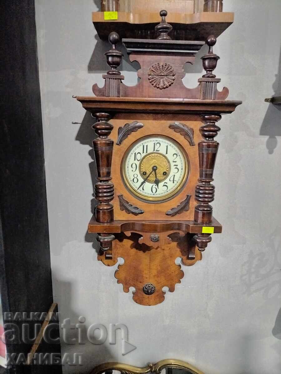 BEAUTIFUL WALL CLOCK WITH PORCELAIN DIAL, WORKING - 6 BEAUTIFUL WALL CLOCK WITH PORCELAIN DIAL, WORKING - 6