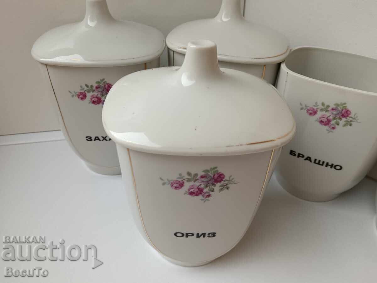 Δημοπρασία 5 τμχ πορσελάνινα βάζα μπαχαρικών για συμπλήρωση σερβίτσιου Δημοπρασία 5 τμχ πορσελάνινα βάζα μπαχαρικών για συμπλήρωση σερβίτσιου