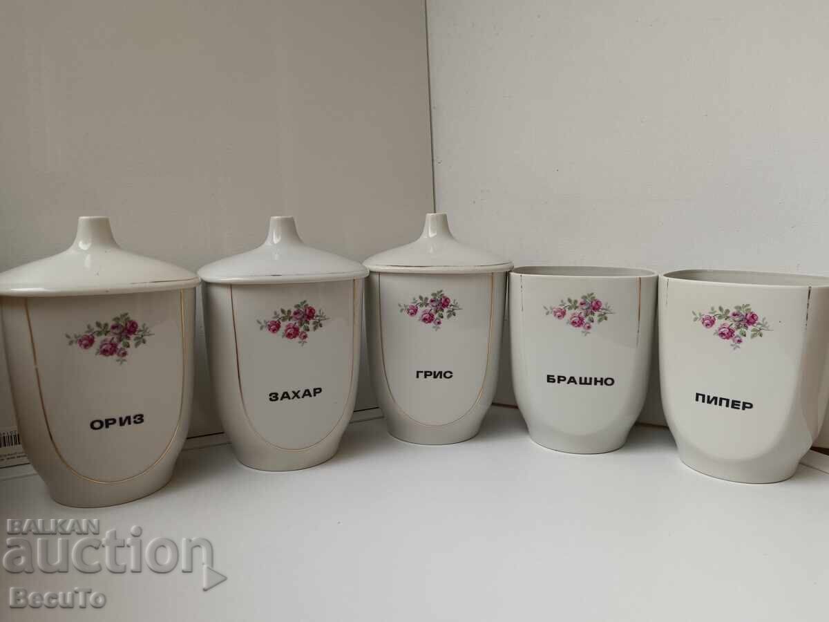 5 τμχ πορσελάνινα βάζα μπαχαρικών για συμπλήρωση σερβίτσιου 5 τμχ πορσελάνινα βάζα μπαχαρικών για συμπλήρωση σερβίτσιου