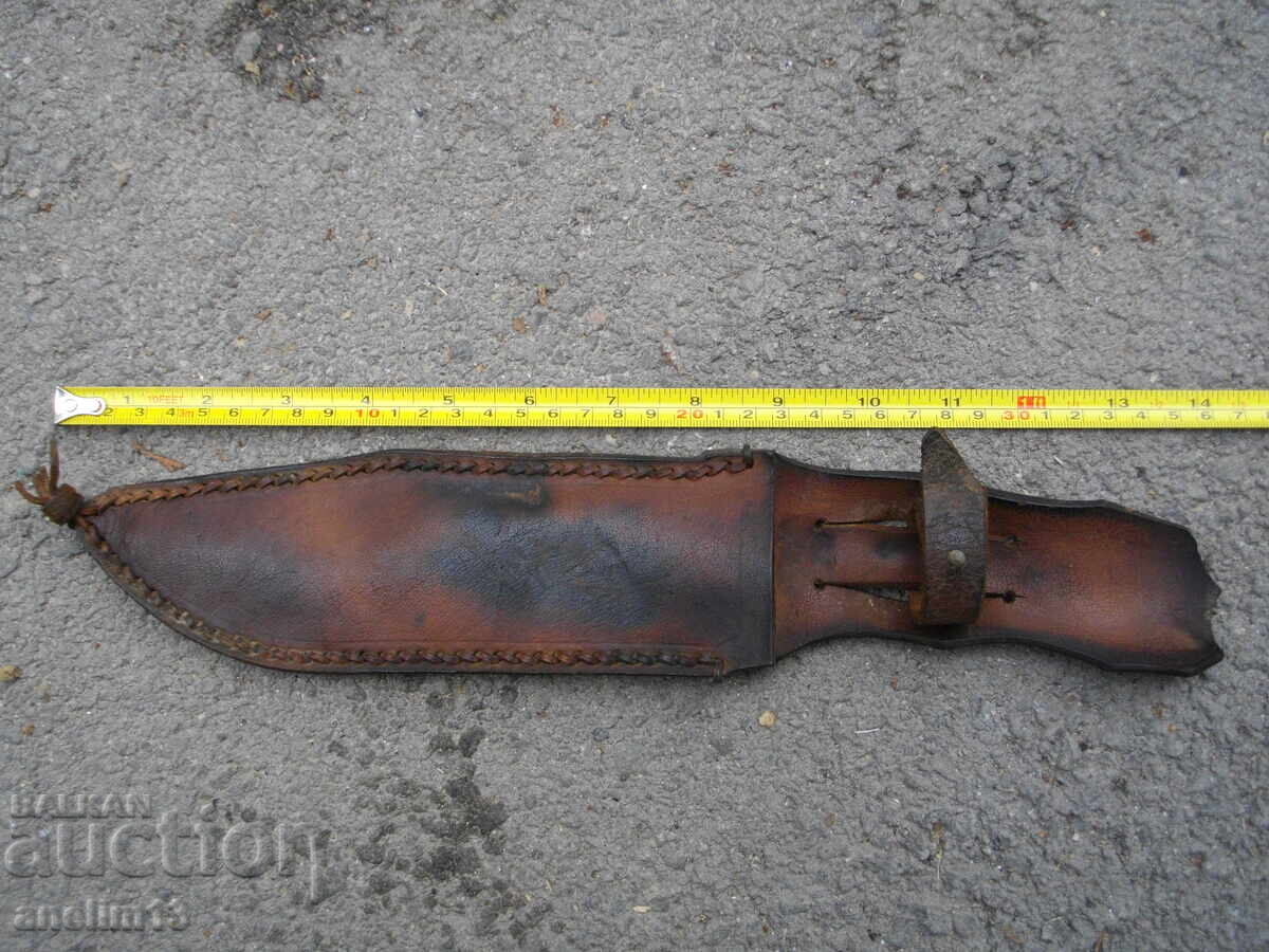 OLD LARGE LEATHER KNIFE SHEATH OLD LARGE LEATHER KNIFE SHEATH