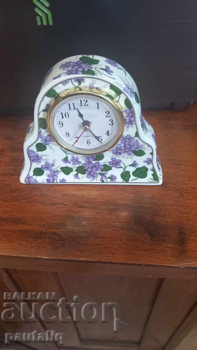 Доставка на НАСТОЛЕН КВАРЦОВ ЧАСОВНИК ПОРЦЕЛАН Доставка на НАСТОЛЕН КВАРЦОВ ЧАСОВНИК ПОРЦЕЛАН