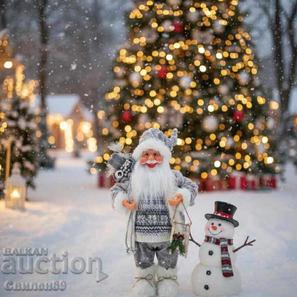 Auction Decorative Santa Claus in gray - coziness, warmth and festive spirit Auction Decorative Santa Claus in gray - coziness, warmth and festive spirit
