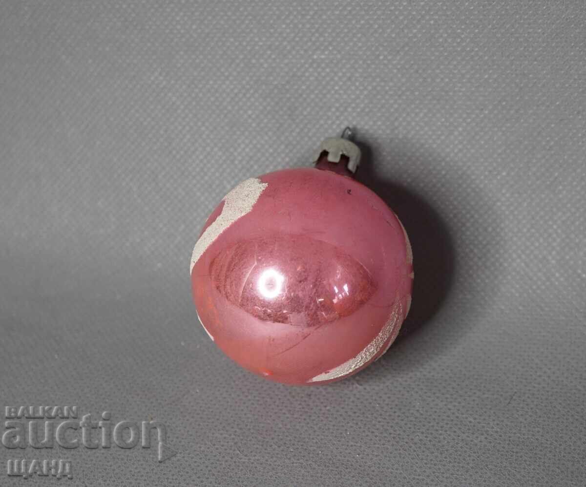 Figurină veche de jucărie din lut pentru mingea de pom de Crăciun cu preț 10.25 BGN | € 5.24 Figurină veche de jucărie din lut pentru mingea de pom de Crăciun cu preț 10.25 BGN | € 5.24