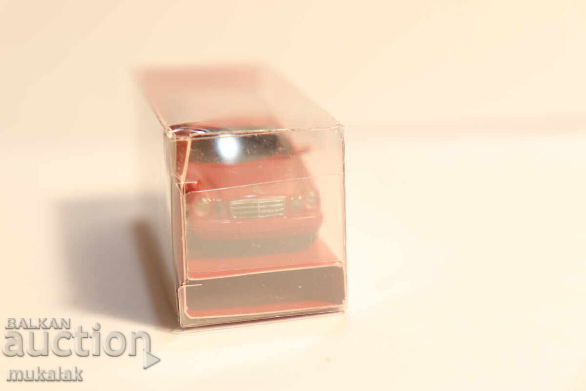 Livrarea HERPA 1/87 H0 MERCEDES BENZ E JUCĂRIE MODEL MAȘINĂ