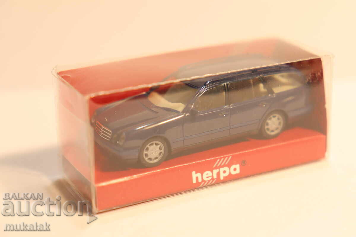 Licitație HERPA 1/87 H0 MERCEDES BENZ E JUCĂRIE MODEL MAȘINĂ
