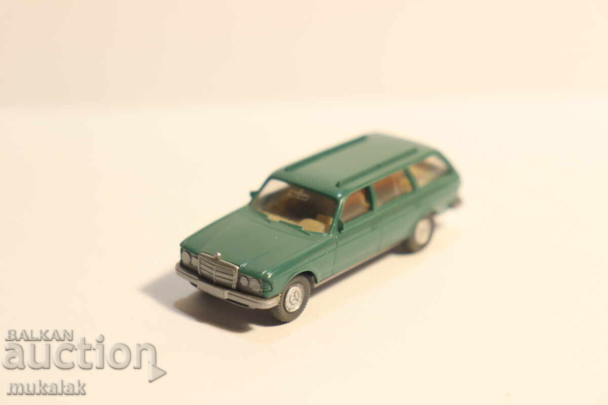 WIKING 1/87 H0 MERCEDES BENZ 123 JUCĂRIE MAȘINĂ MODEL cu preț 10.00 BGN | € 5.11