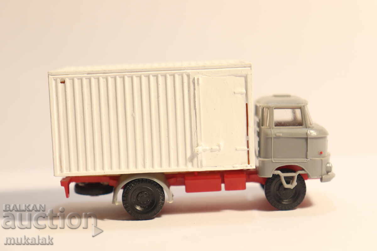 Licitație S.E.S.??? 1:87 H0 IFA IFA CAMION MODEL COLIȚĂ