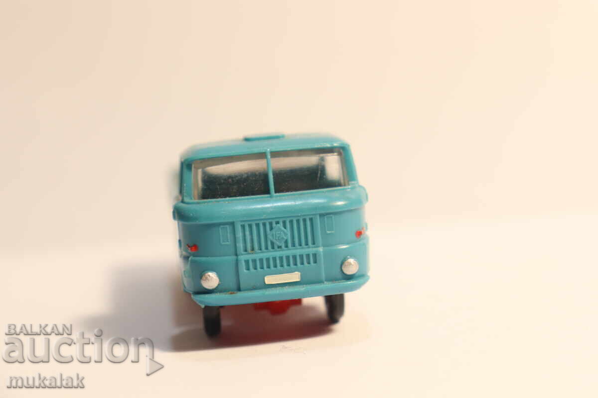 Licitație S.E.S.??? 1:87 H0 IFA IFA CAMION MODEL COLIȚĂ