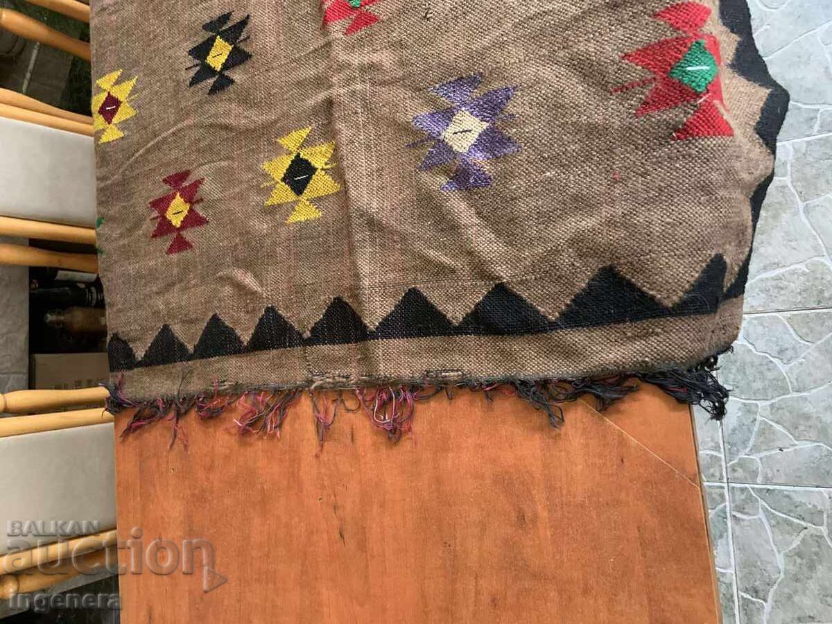 WOVEN WOOL RUG 220 X 110 CM - 5 WOVEN WOOL RUG 220 X 110 CM - 5